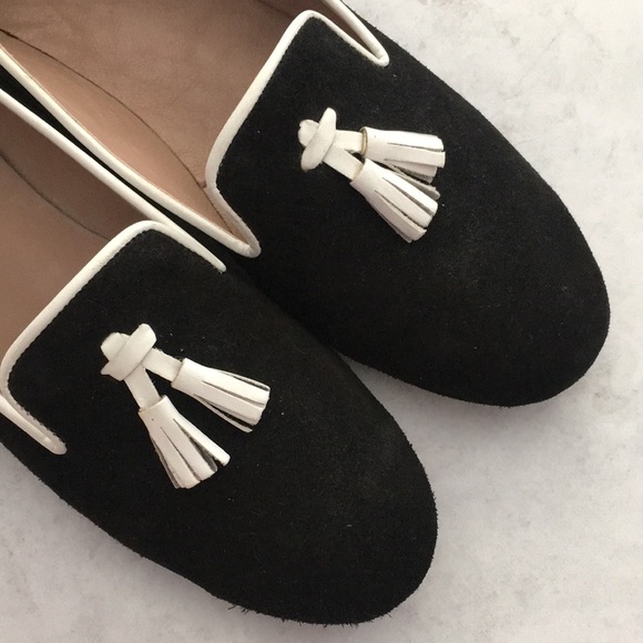 Exclamation Point Black Tassel Loafers 39 - Picture 2 of 12